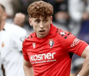 云开体育-巴萨欲抢先签穆尼奥斯，皇马回购条款或失效|巴塞罗那|路易斯洛佩斯-费尔南德斯|皇家马德里|奥萨苏纳|球员_新浪体育_新浪新闻