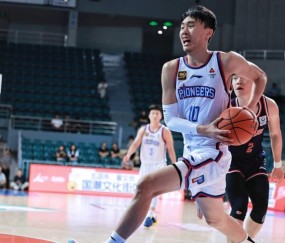 北控又一笔签约达成！2米06潜力锋线投奔张庆鹏，能否获得重用？