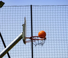 中国女篮官方16人热身赛名单：韩旭张子宇领衔 李月汝李梦缺席