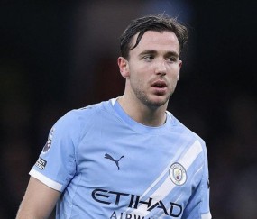 云开体育官网-瓜帅确认：尼科因上轮英超受到严重撞击而缺席今晚比赛