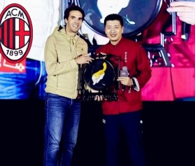 云开体育官网-从张雪峰猝然离世，看足球的“隐形杀手”，我们还能安心踢球吗？